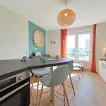 Sg000-002 2 Pieces 4 Couchages Gilles Croix De Vie